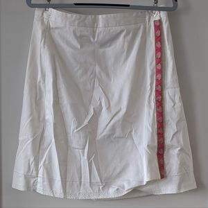 Lilly Pulitzer Skort | white with strawberry accent strip | size 8